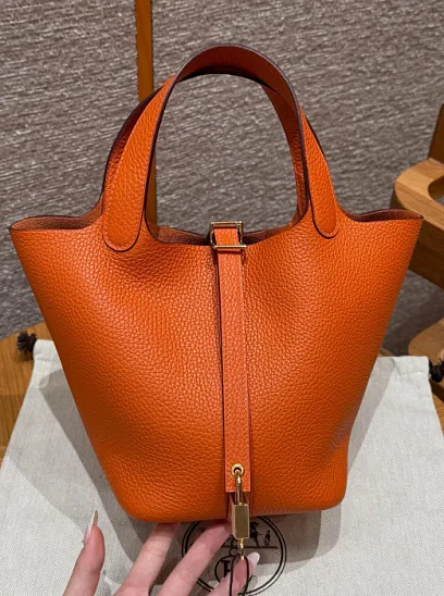 HERMES Женская сумка Picotin Lock 18 см 93/Orange Clemence