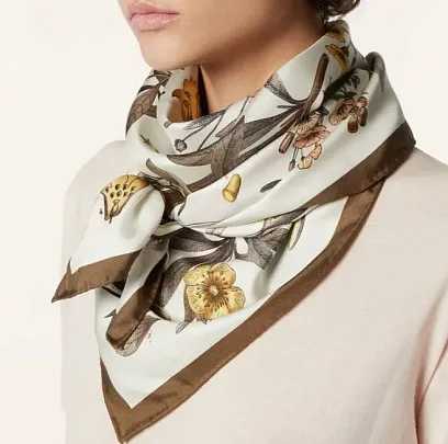 LORO PIANA Женский платок из шелка