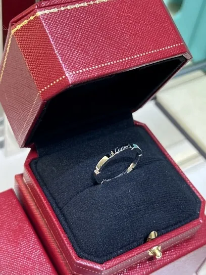 CARTIER Кольцо из белого золота 18 карат