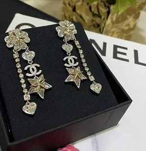 CHANEL Женские длинные серьги