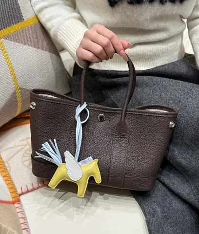 HERMES Женская сумка Garden party 23 см 46/Ebene Negonda