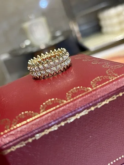 CARTIER Кольцо Clash de Cartier из желтого золота и бриллиантов