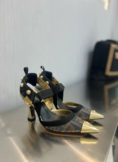 FENDI Женские туфли