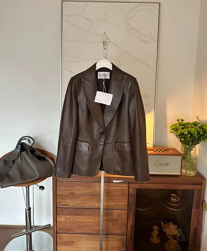 BRUNELLO CUCINELLI Женский кожаный жакет