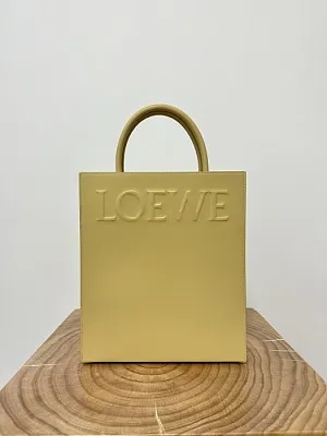 LOEWE Женская сумка Standard tote A4