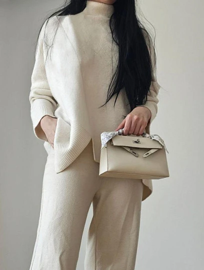 HERMES Женская сумка Kelly Pochette 22 см 01/Blanc Swift