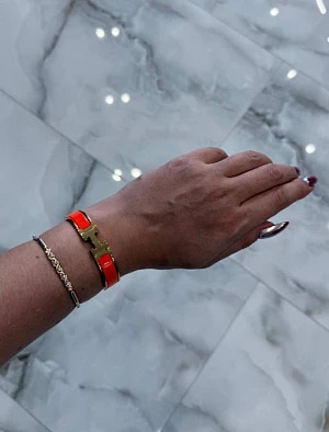 HERMES Браслет Clic H оранжевый