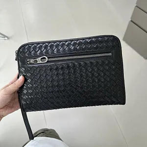 BOTTEGA VENETA Мужская Сумка