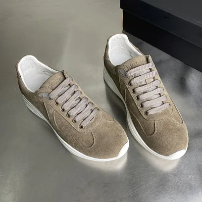 PRADA Мужские кроссовки с подошвой из белой резины