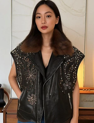 MIU MIU Женский кожаный жилет с вышивкой