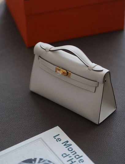 HERMES Женская сумка Kelly Pochette 22 см 01/Blanc Epsom