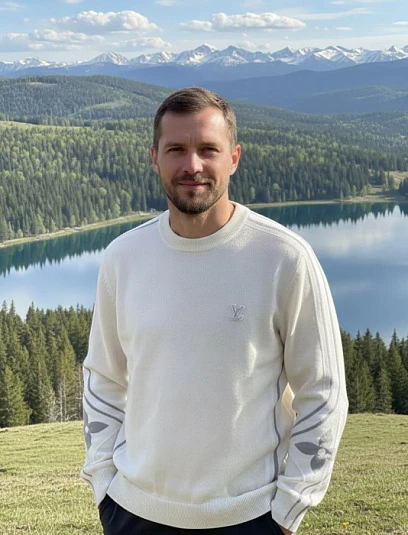 LOUIS VUITTON Мужской свитер