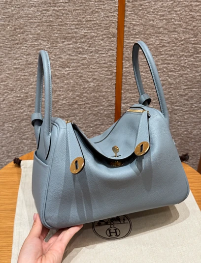 HERMES Женская сумка Lindy 26 см J7 Evercolor