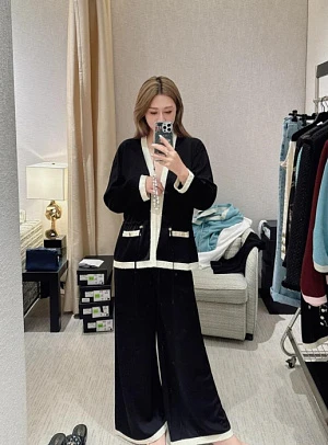 CHANEL Женский кардиган с белой отделкой по краям