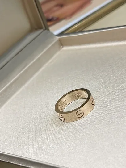 CARTIER Кольцо Love из розового золота 