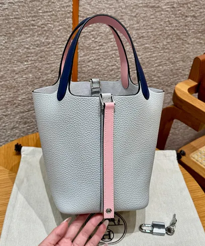 HERMES Женская сумка Picotin Lock 18 см 08/Blue pale Clemence