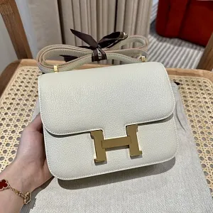 HERMES Женская сумка Constance 19 см 0T/Mushroom Chever