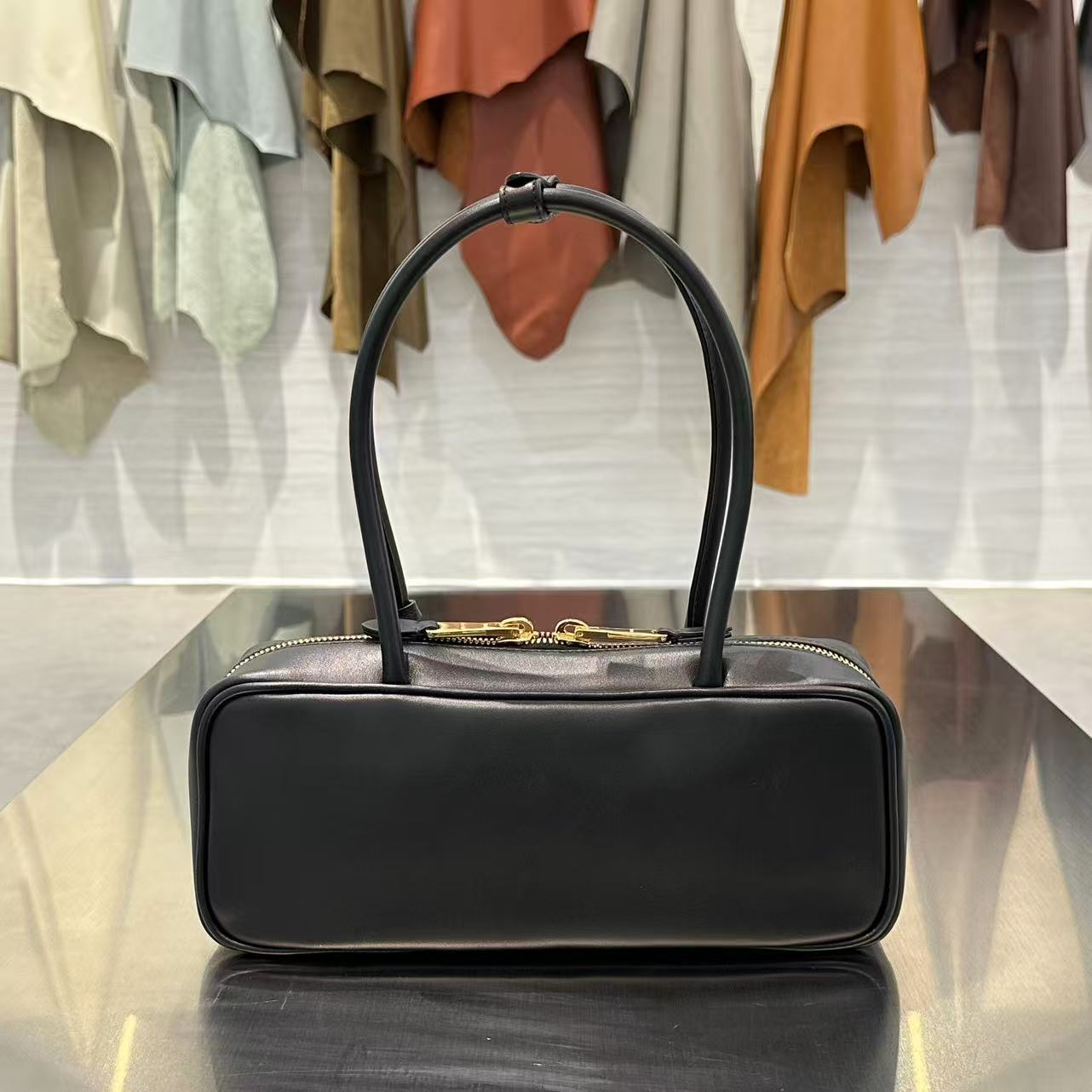 MIU MIU Женская сумка Beau leather bag MIU MIU Женская сумка Beau leather bag
