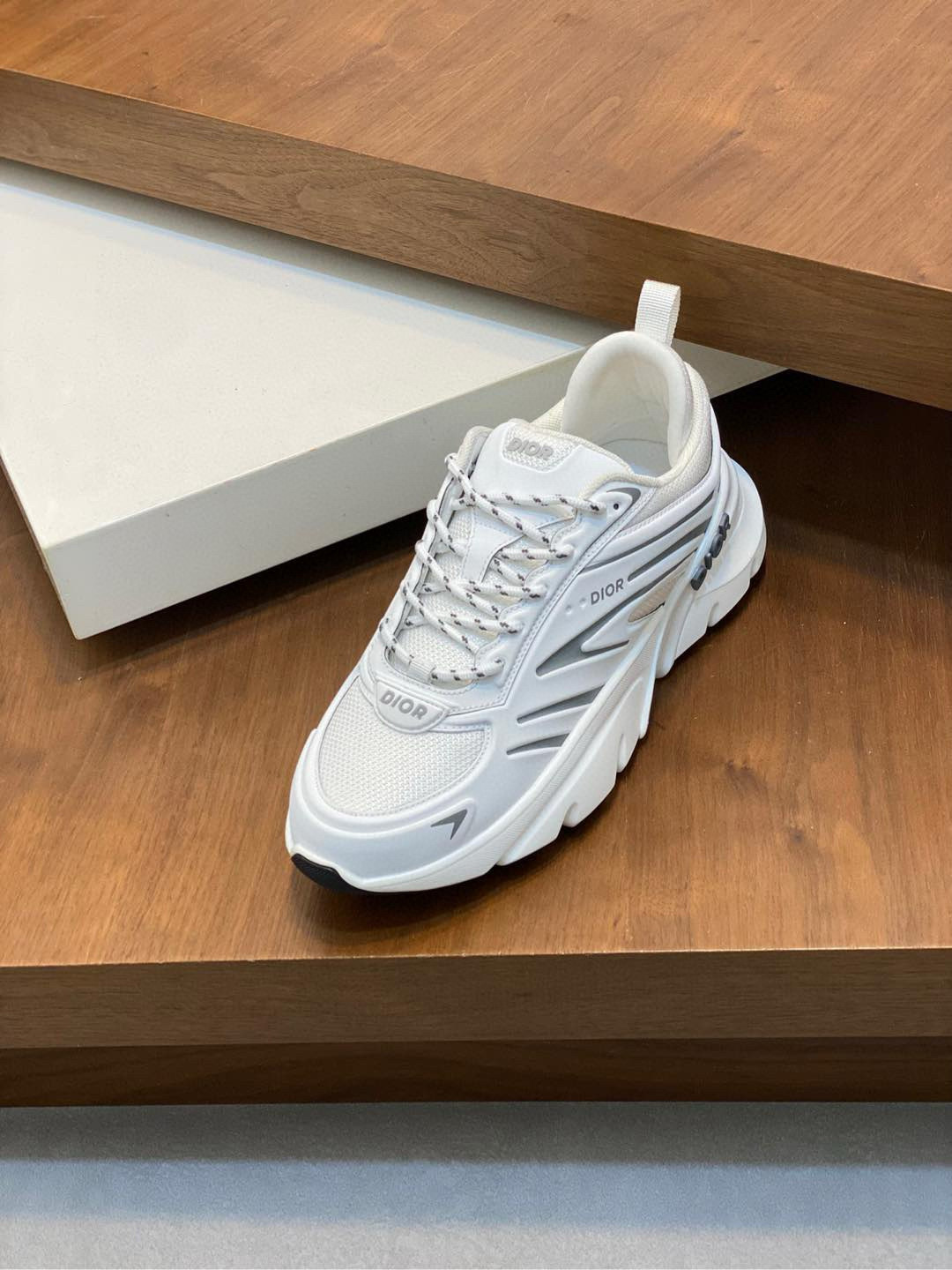 CHRISTIAN DIOR Мужские кроссовки B44 Blade CHRISTIAN DIOR Мужские кроссовки B44 Blade