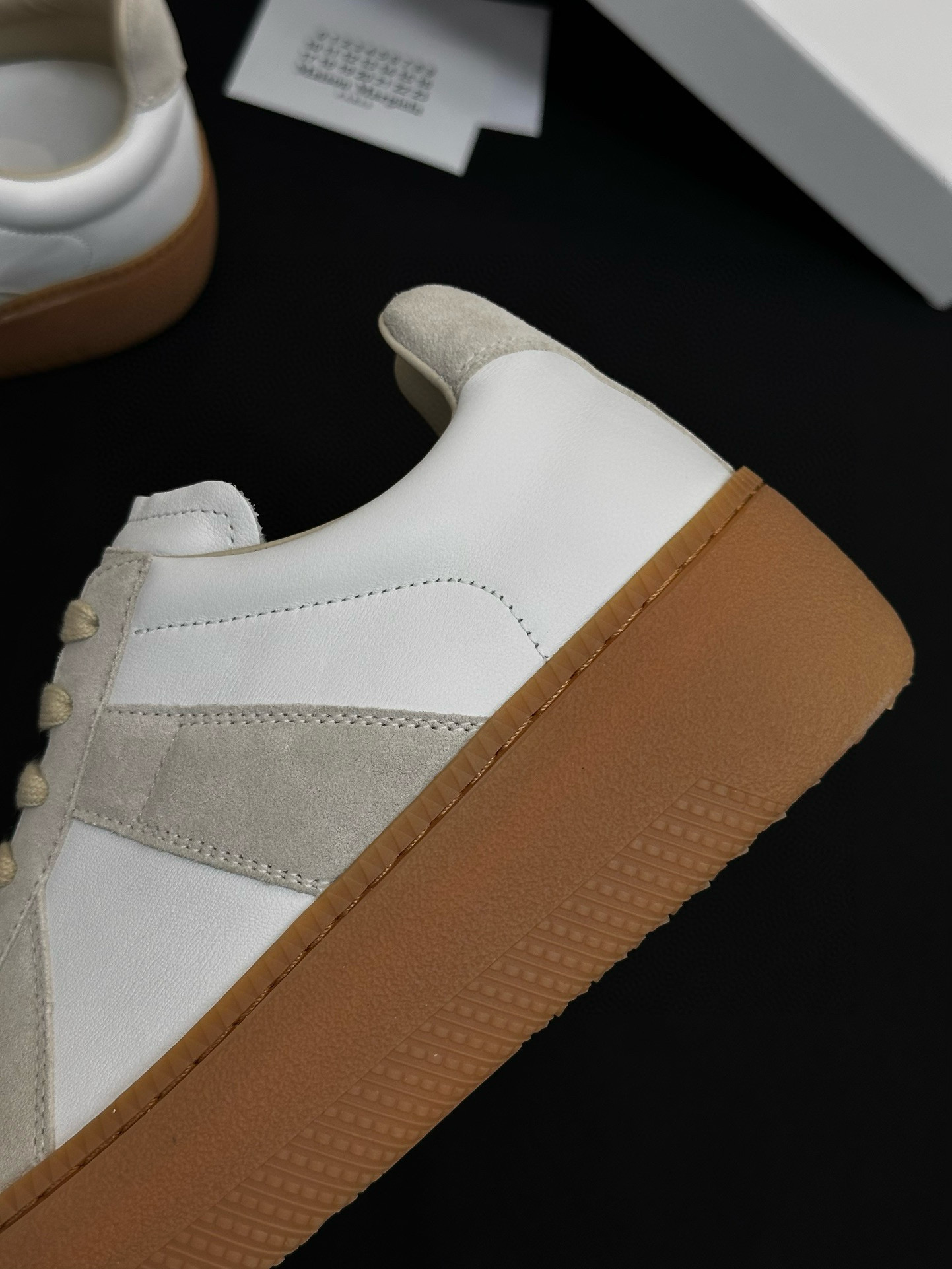 MAISON MARGIELA Женские кроссовки Replica