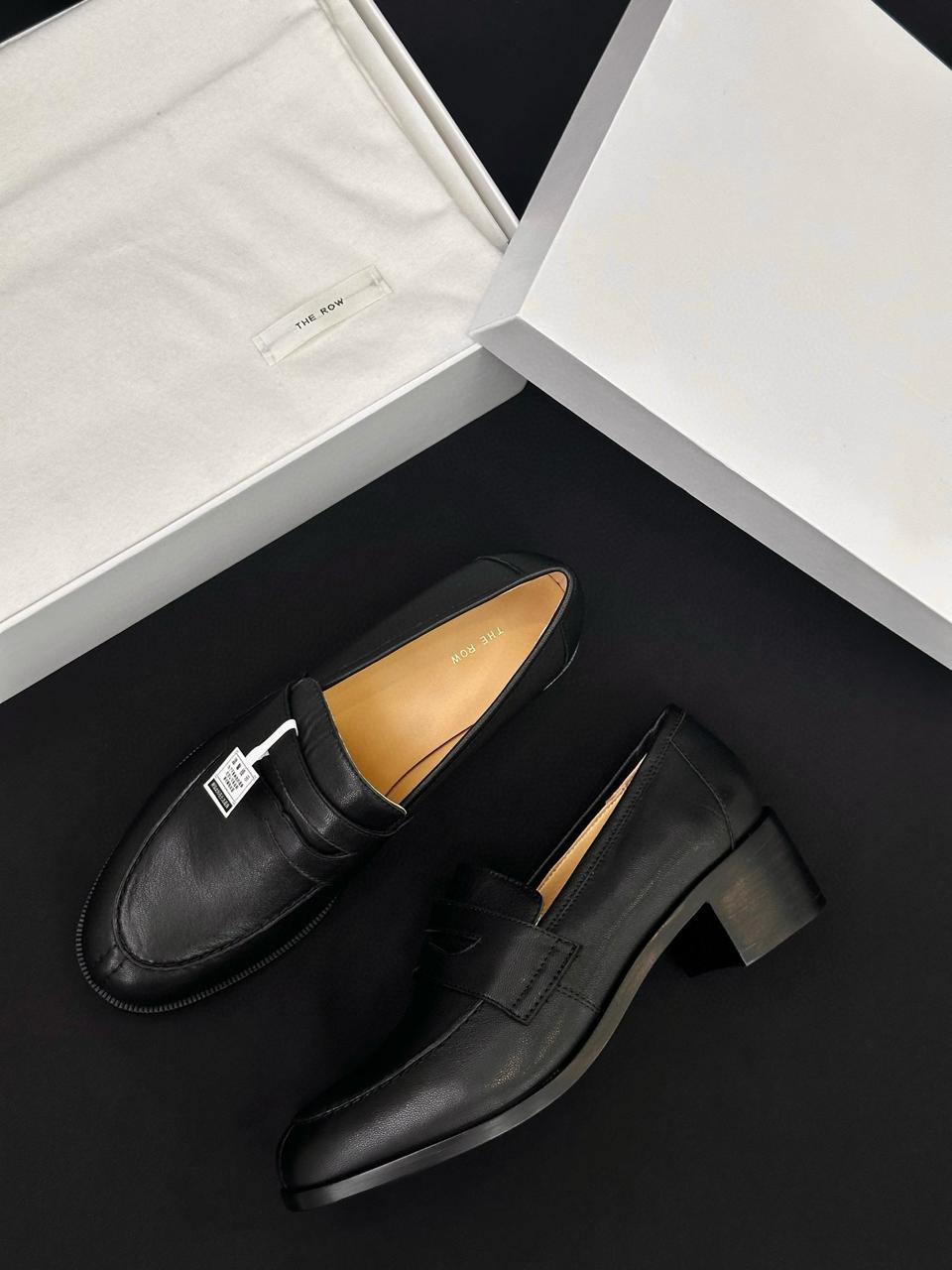 THE ROW Женские кожаные туфли