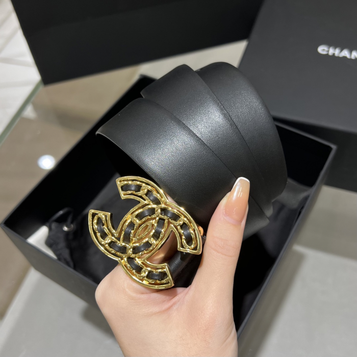  CHANEL Женский ремень с пряжкой CC