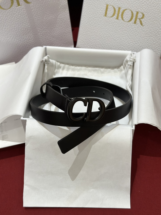 CHRISTIAN DIOR Женский кожаный ремень Saddle