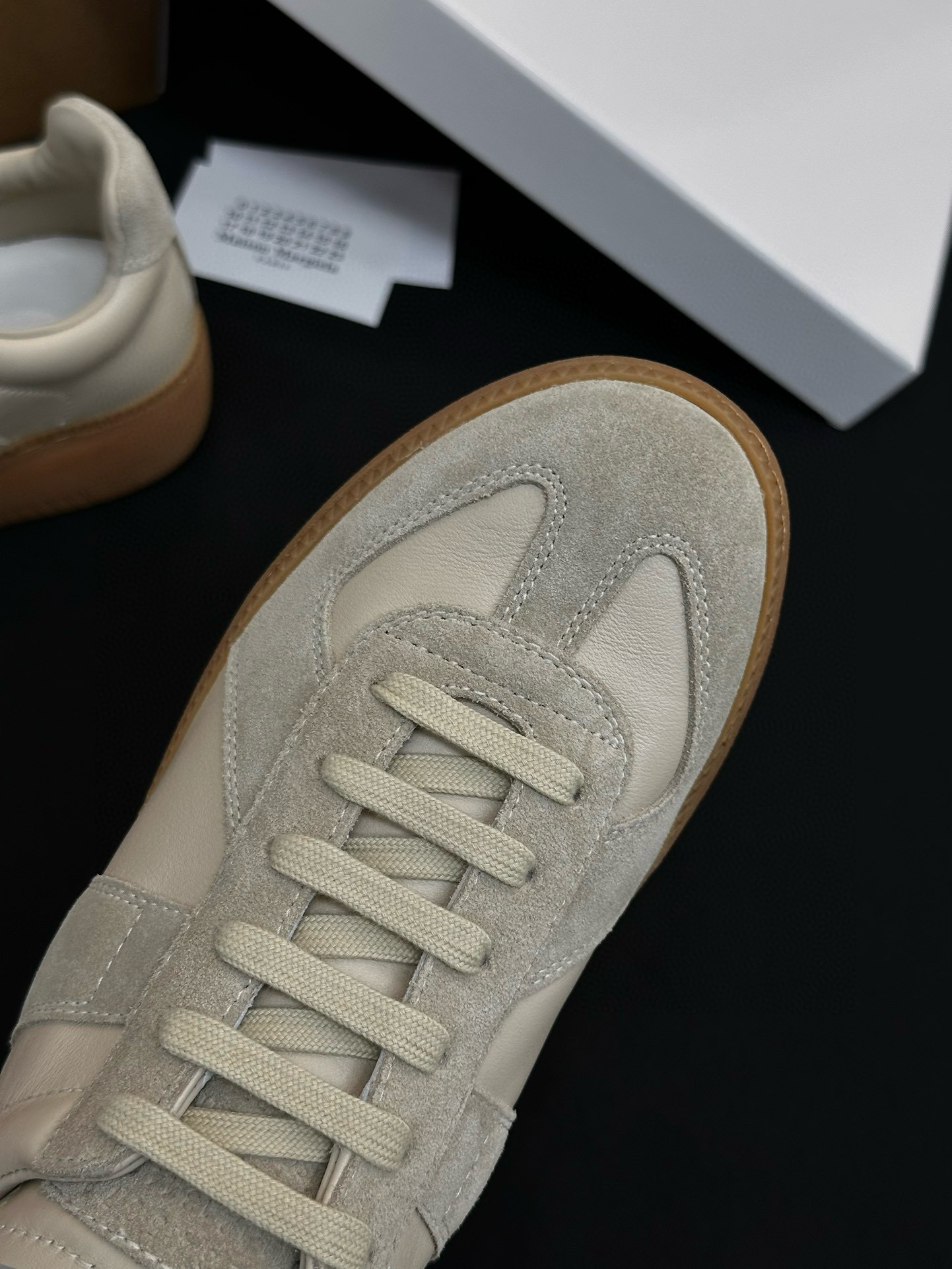 MAISON MARGIELA Женские кроссовки Replica MAISON MARGIELA Женские кроссовки Replica