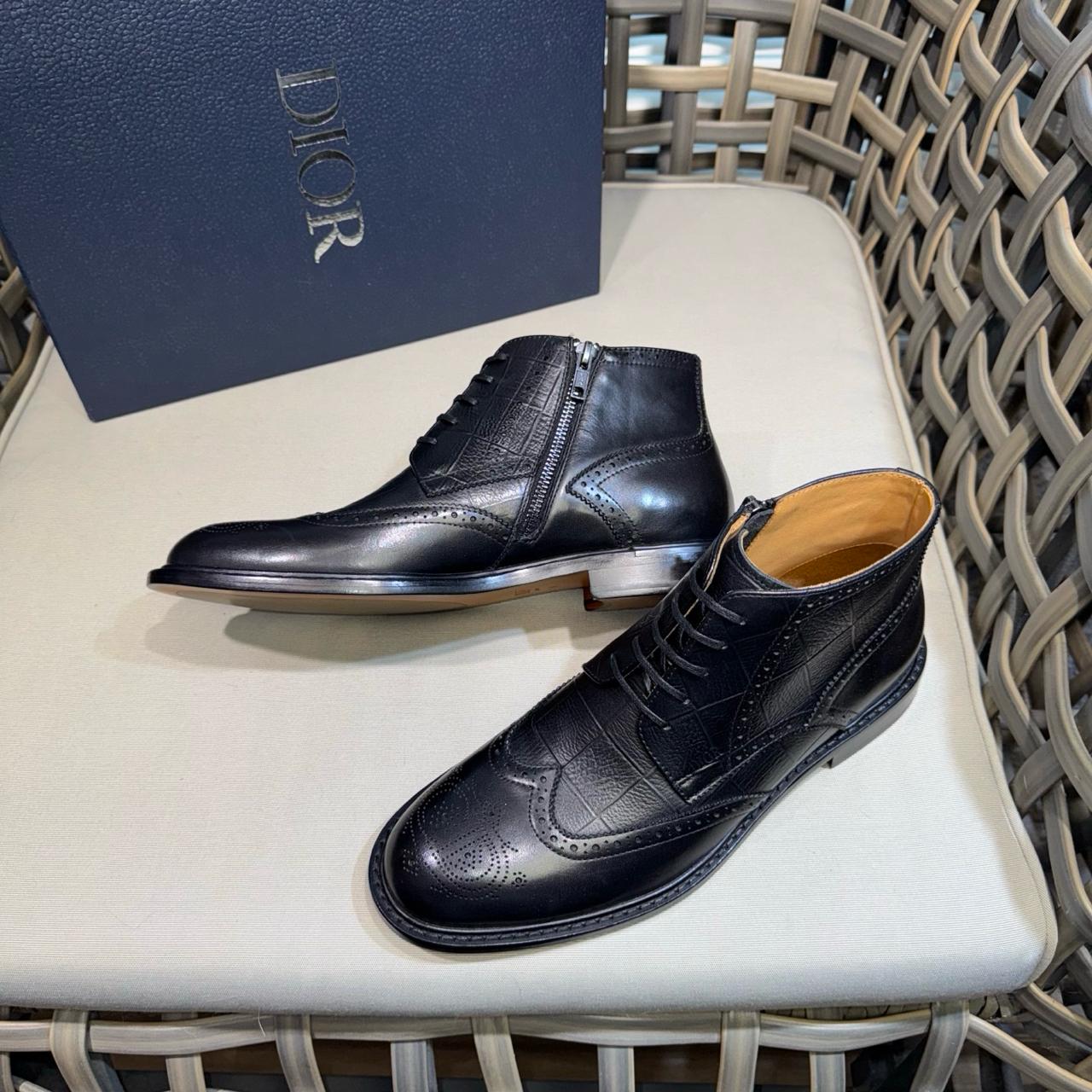 CHRISTIAN DIOR Мужские ботинки из телячьей кожи