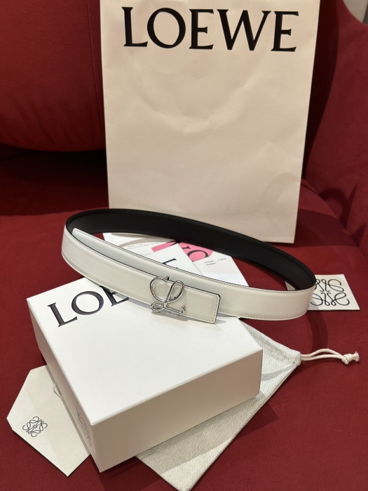 LOEWE Женский ремень