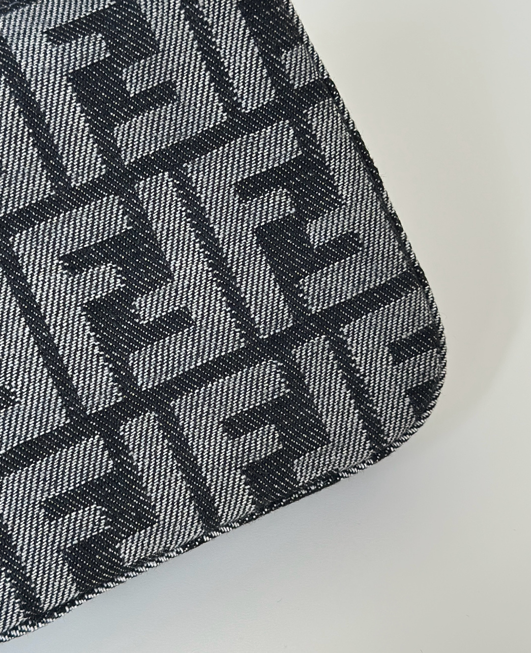 FENDI Женская сумка Baguette деним FENDI Женская сумка Baguette деним