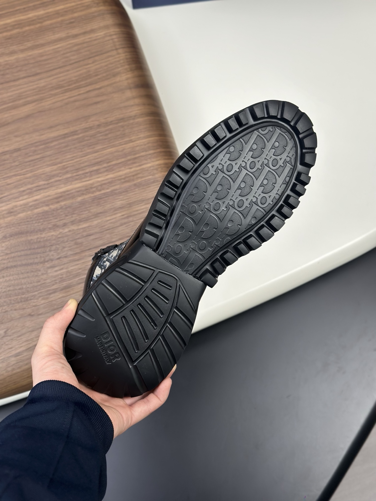 CHRISTIAN DIOR Мужские ботинки Combat Chelsea Boots CHRISTIAN DIOR Мужские ботинки Combat Chelsea Boots