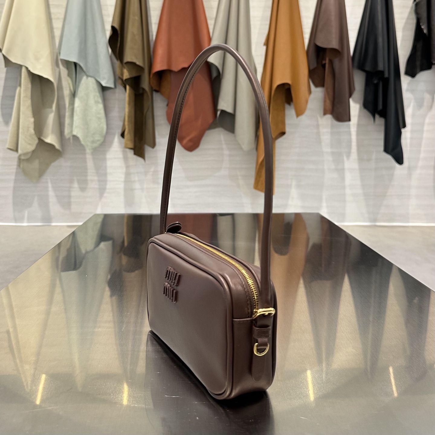 MIU MIU Женская сумка Leather Shoulder Bag