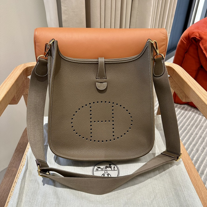 Hermes Женская сумка Evelyne 29 см ck18/Etoupe Clemence