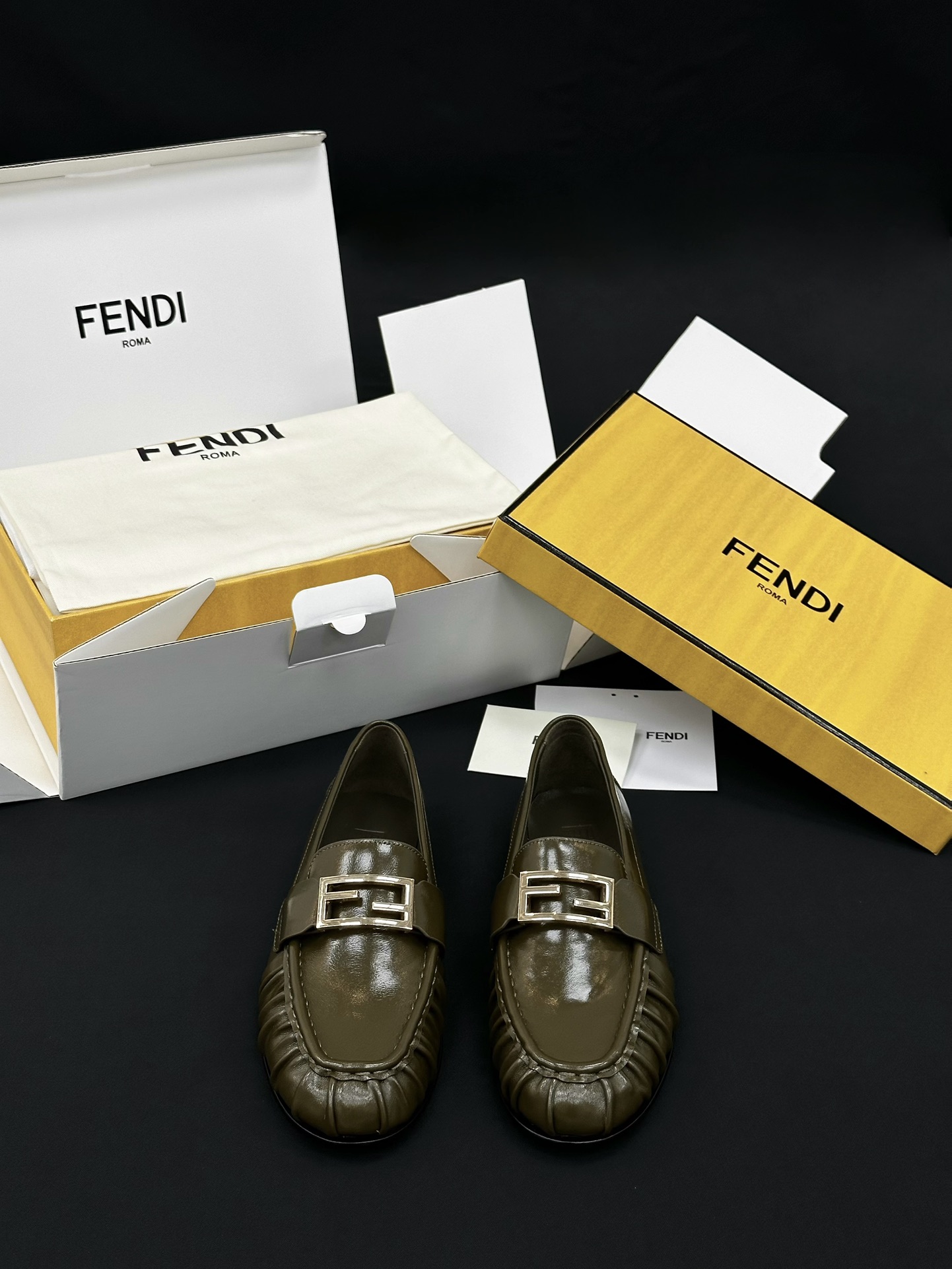 FENDI Женские лоферы на платформе 