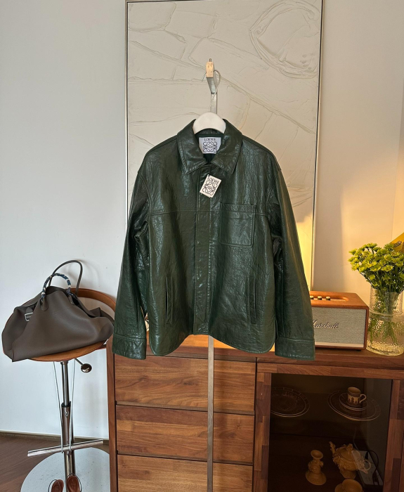 LOEWE Женская кожаная куртка