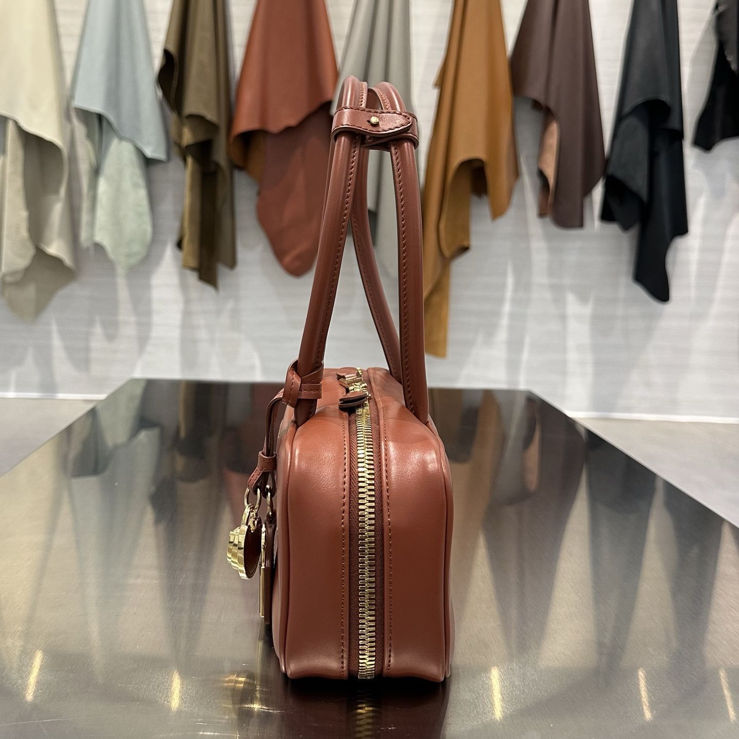 MIU MIU Женская сумка Beau leather bag