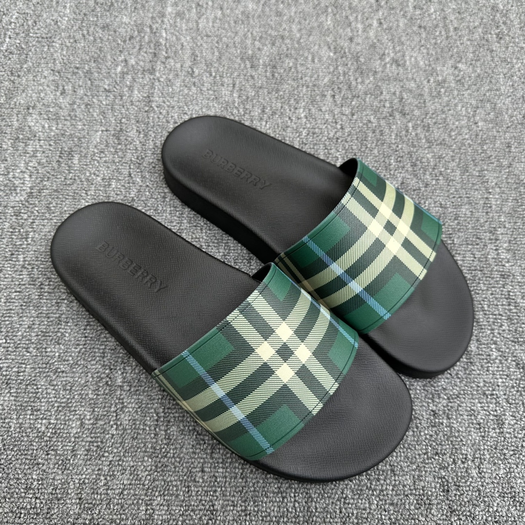 BURBERRY Мужские шлёпанцы 