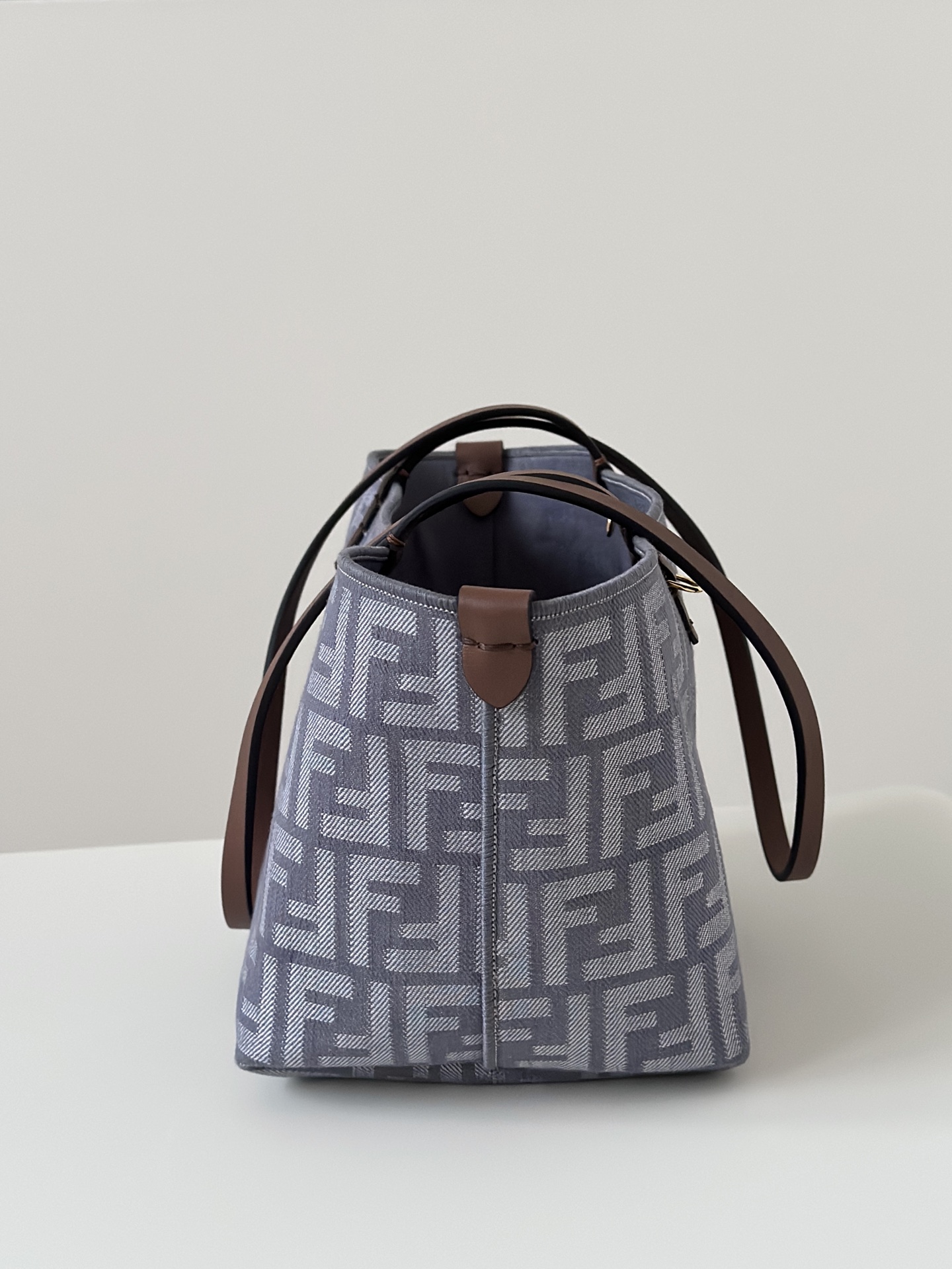 FENDI Женская сумка Origami