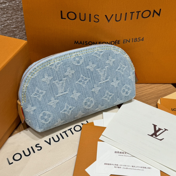 LOUIS VUITTON Женская Косметичка деним 