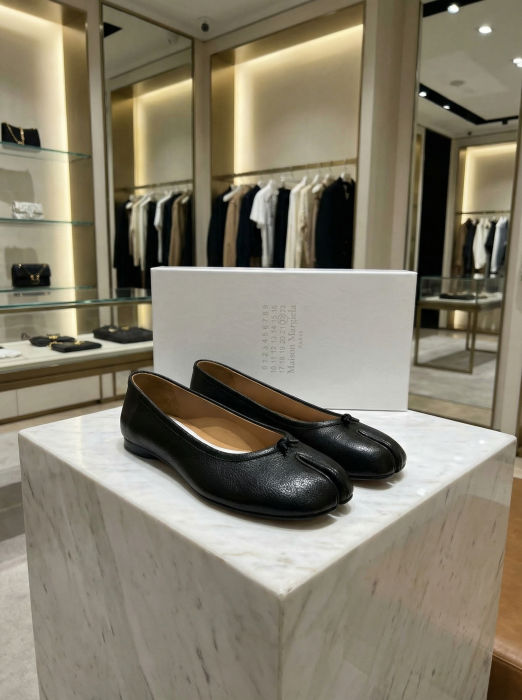 MAISON MARGIELA Женские балетки MM6 Tabi