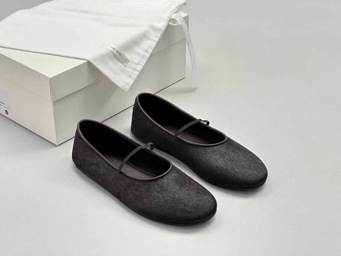 THE ROW Женские балетки Mary Jane