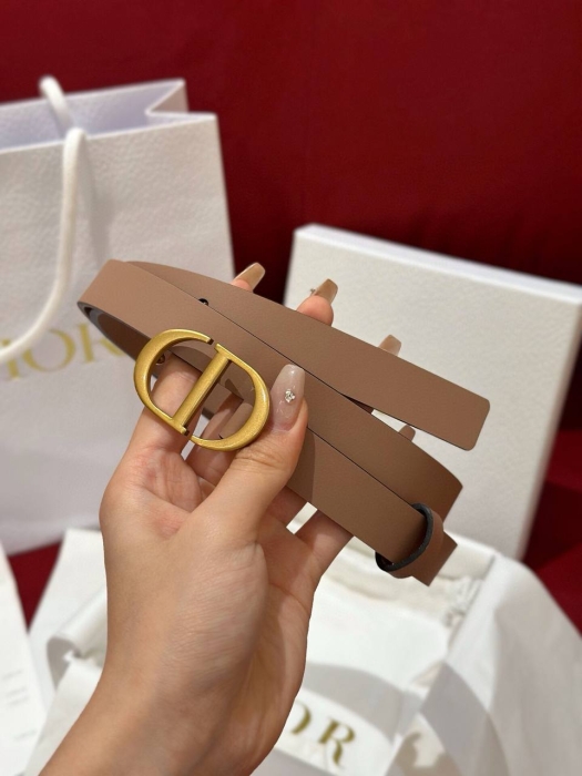 CHRISTIAN DIOR Женский ремень из воловьей кожи