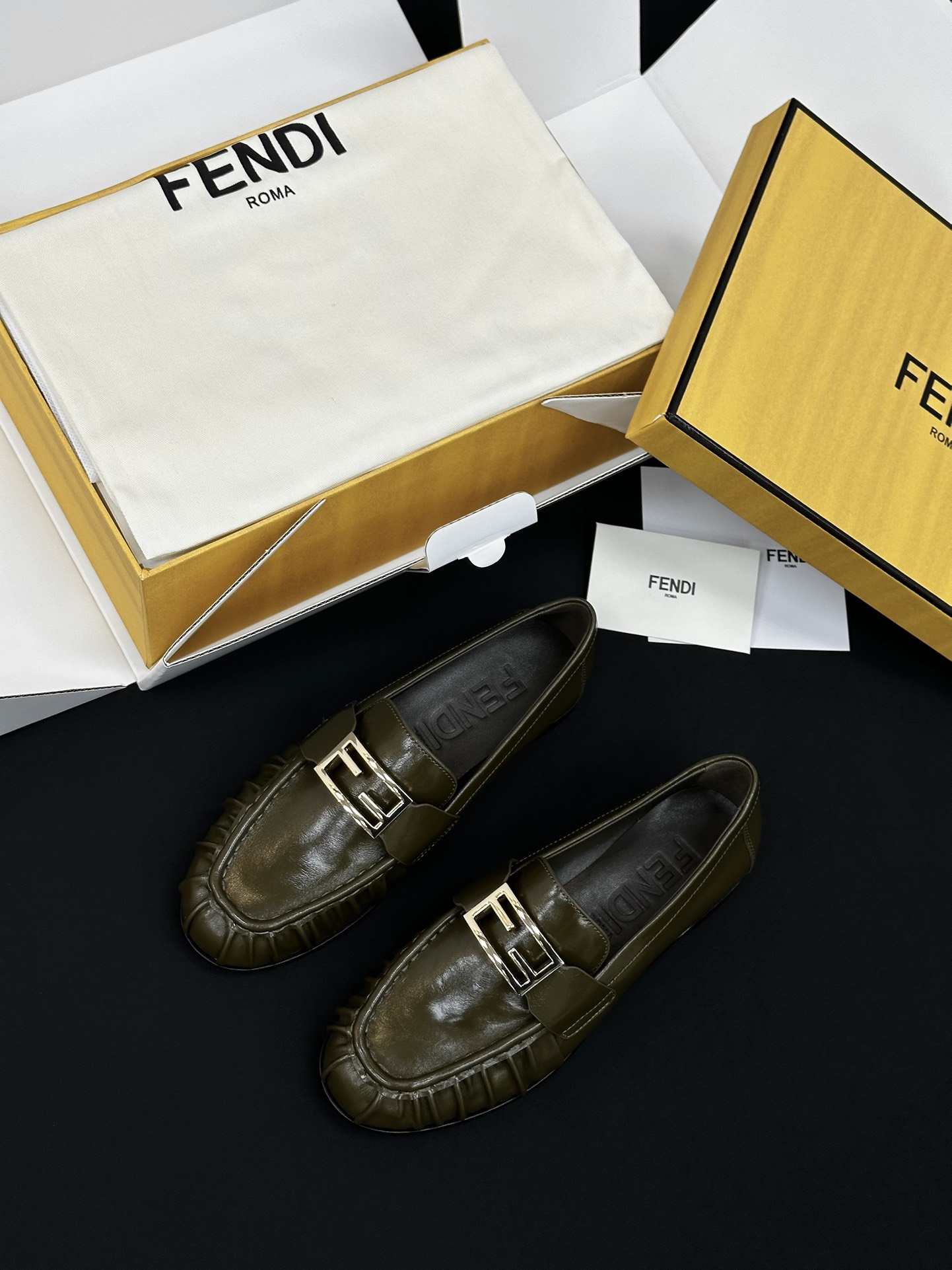 FENDI Женские лоферы на платформе 