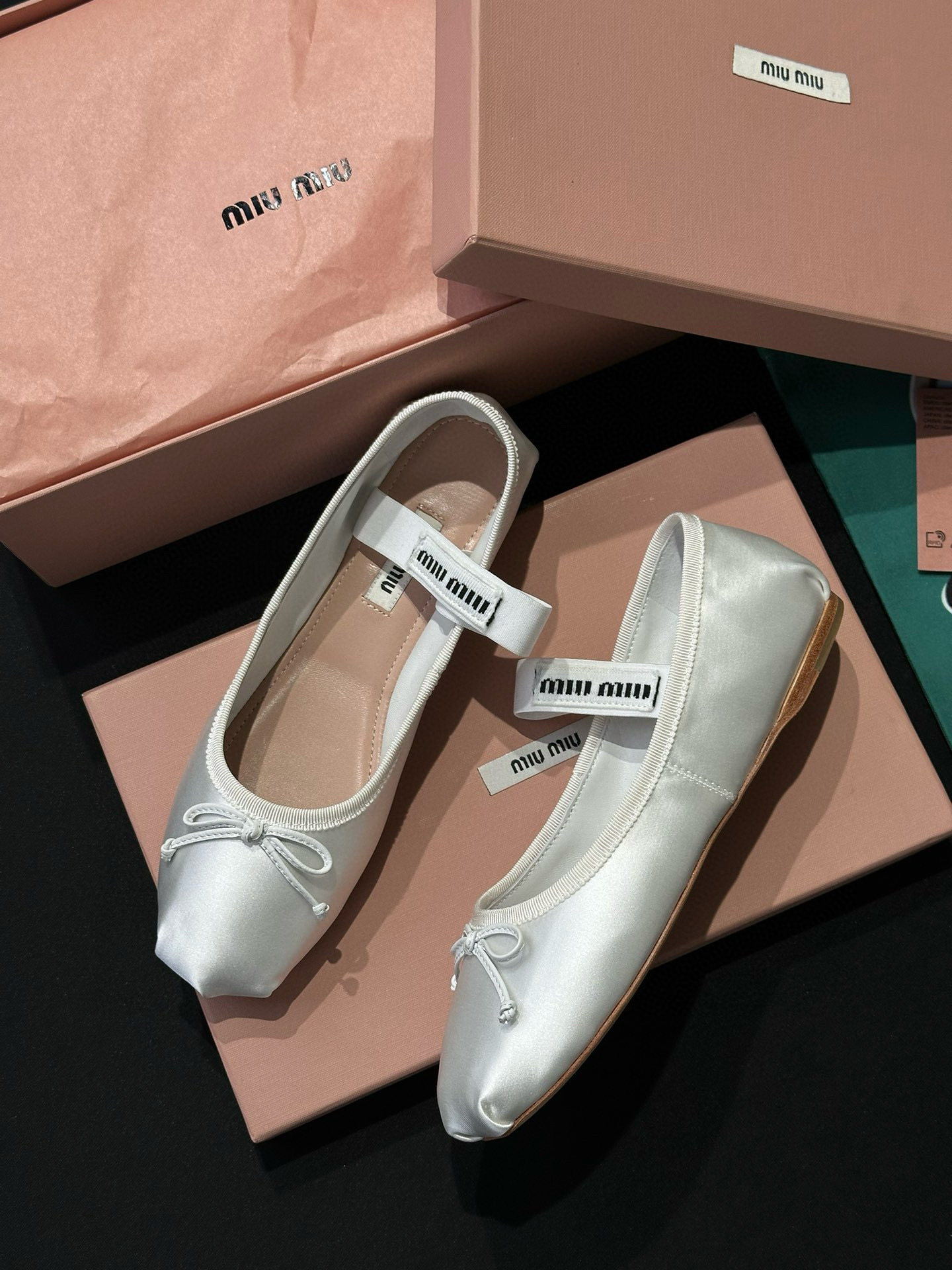 MIU MIU Атласные балетки 