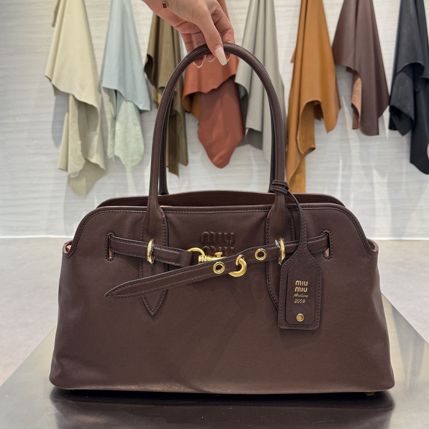 MIU MIU Женская сумка Aventure Nappa leather bag