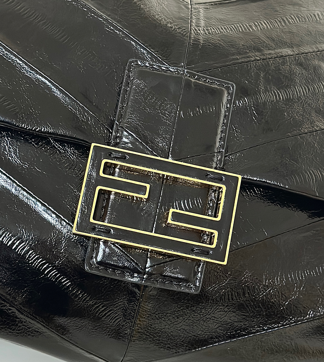 FENDI Женская сумка Mamma Baguette