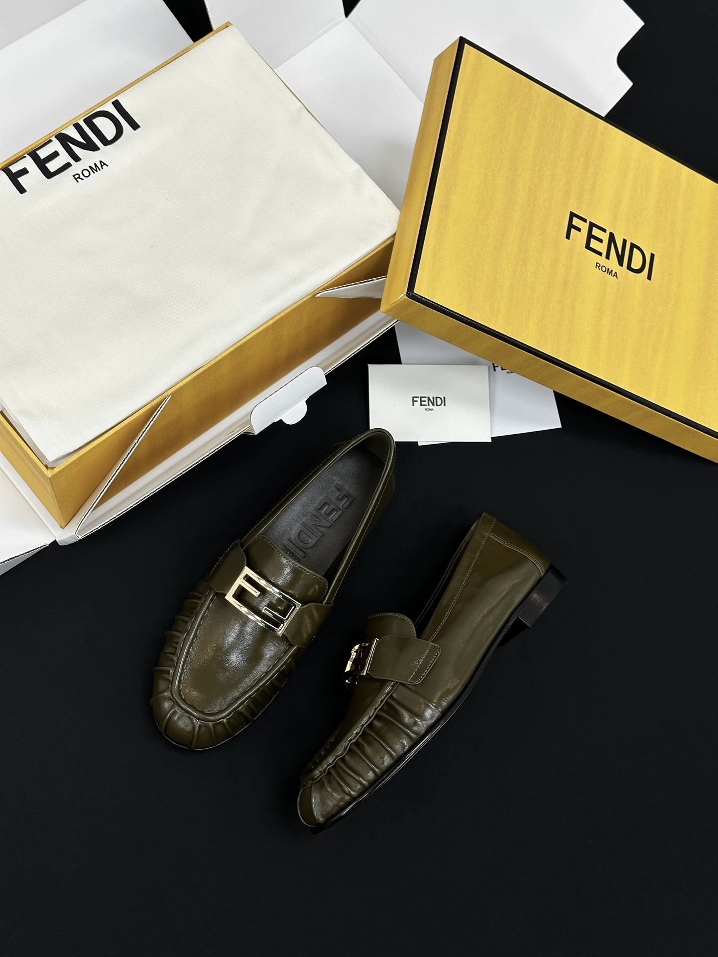 FENDI Женские лоферы на платформе 