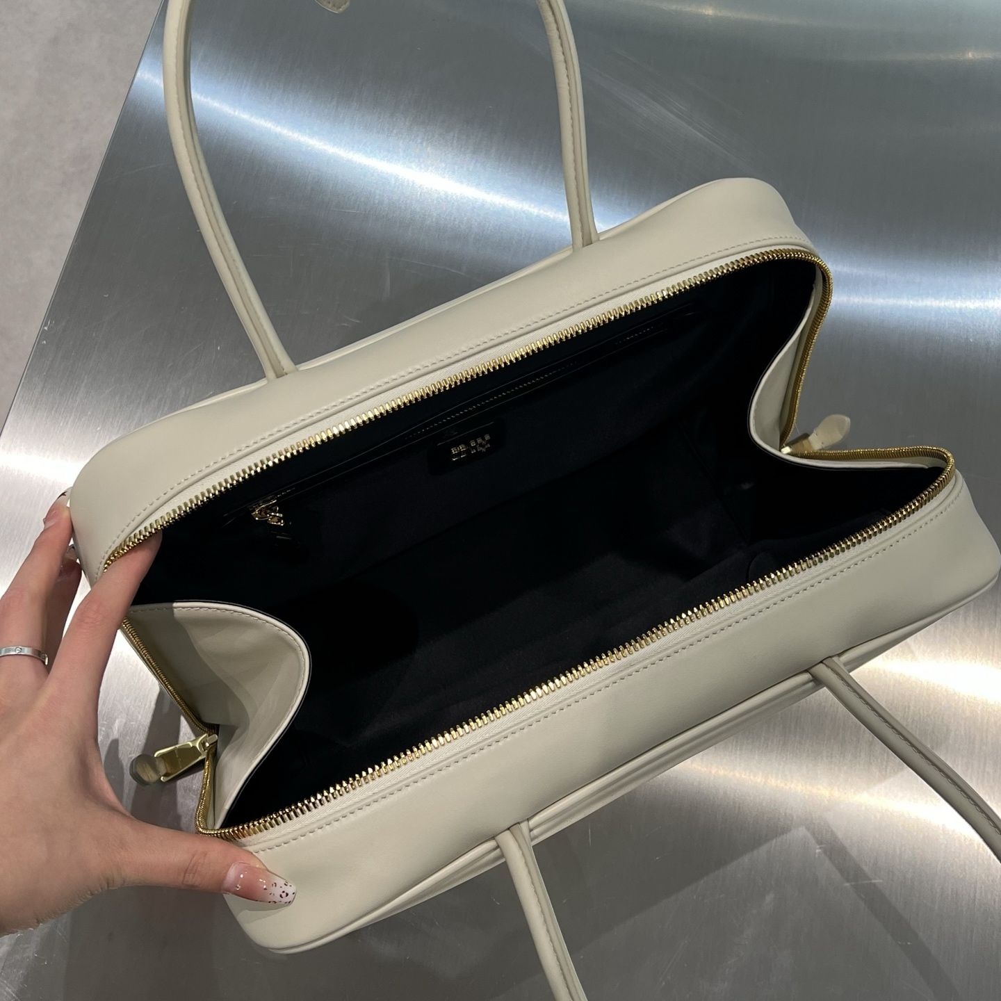 MIU MIU Женская сумка Beau 