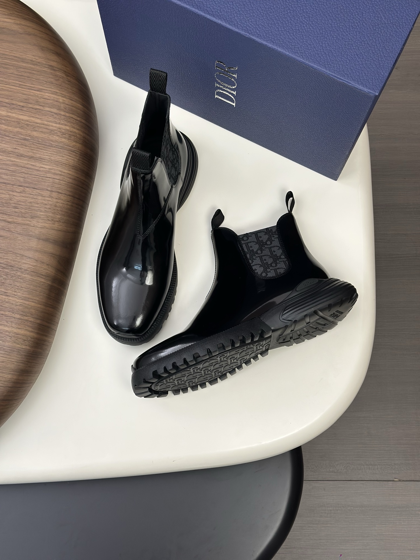 CHRISTIAN DIOR Мужские ботинки Combat Chelsea Boots CHRISTIAN DIOR Мужские ботинки Combat Chelsea Boots